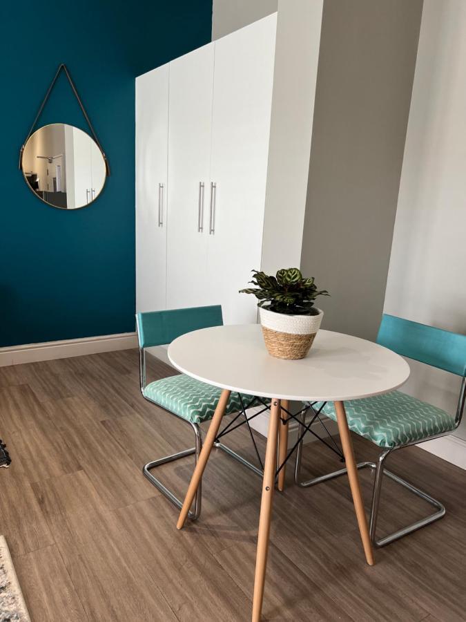 Hermanus Waterfront Apartment No 17 المظهر الخارجي الصورة